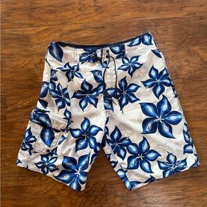 Stylish Blue Floral Men's Board Shorts